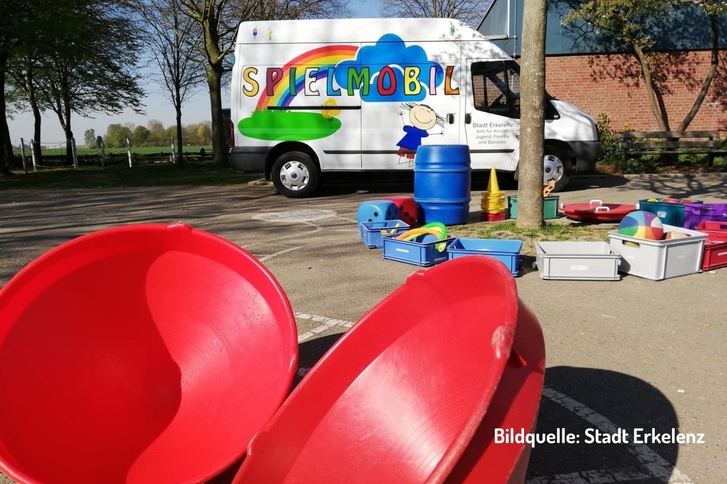 Spielmobilaktion ERKA-Halle