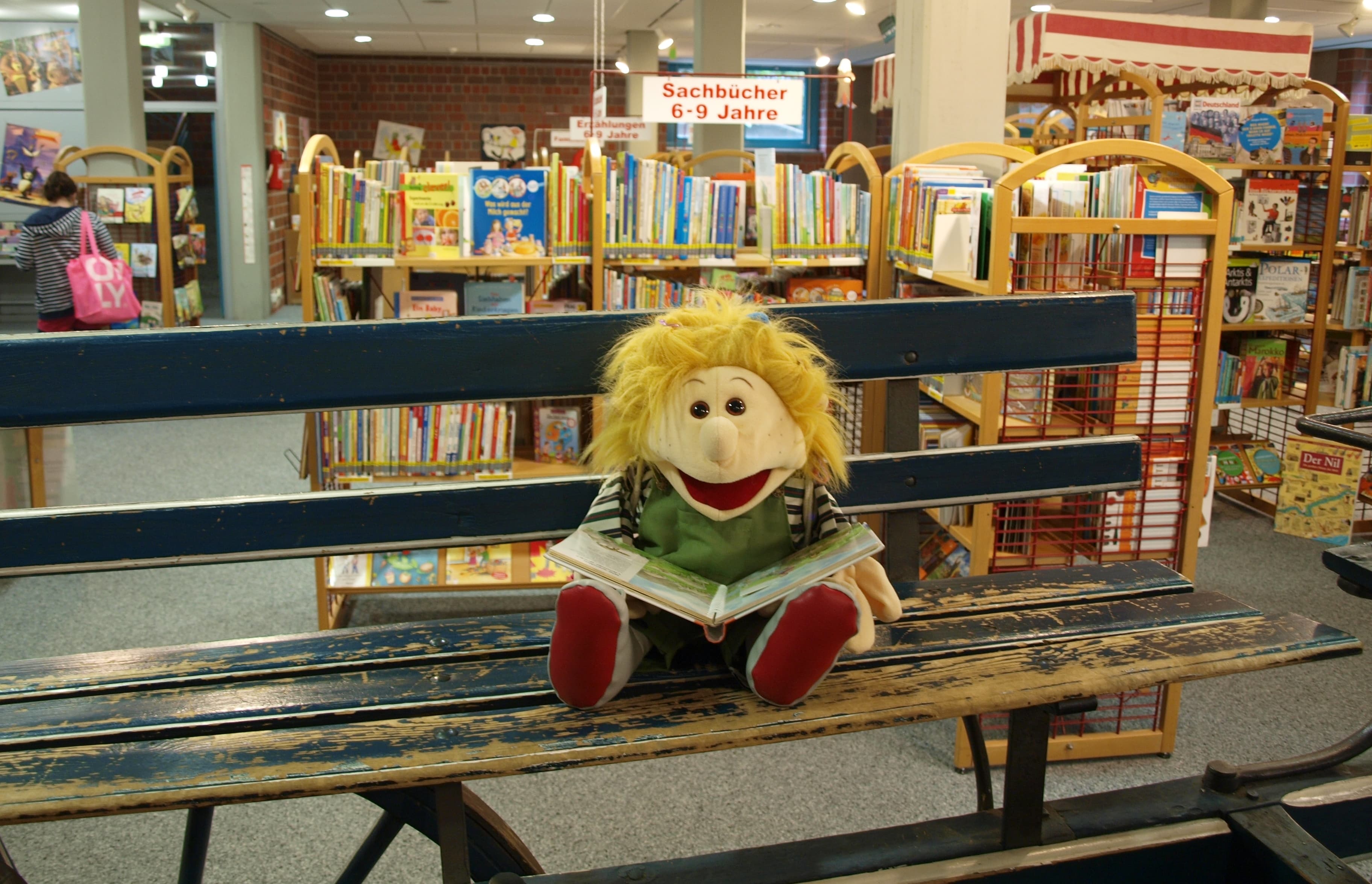 Im Bilderbuchkino: Die Kuh Ute in den Bergen